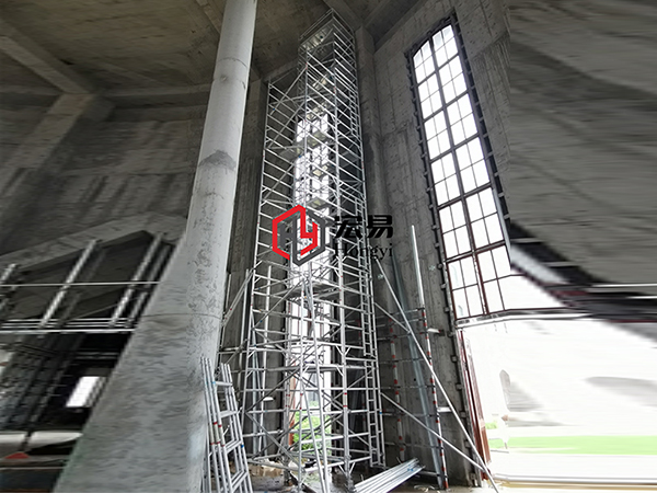 裏(li)腳手(shou)架和(he)外腳(jiao)手架(jia)的區(qu)别